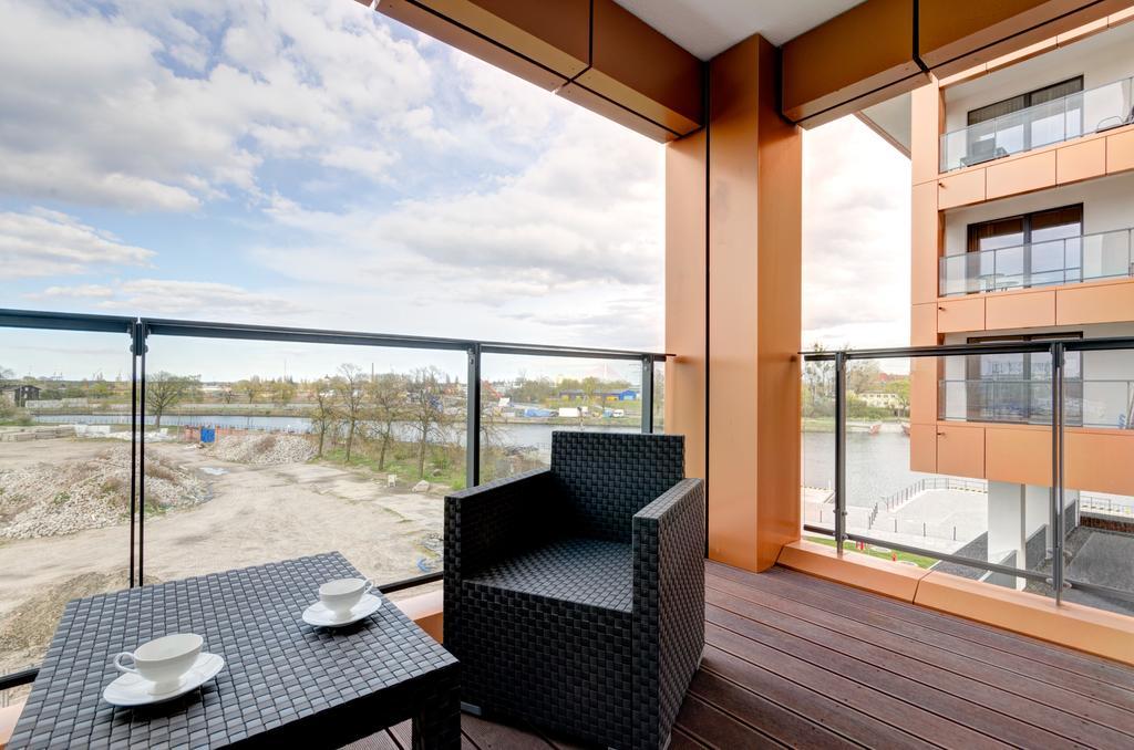 Dom & House - Apartments Brabank Old Town กดัญสก์ ภายนอก รูปภาพ
