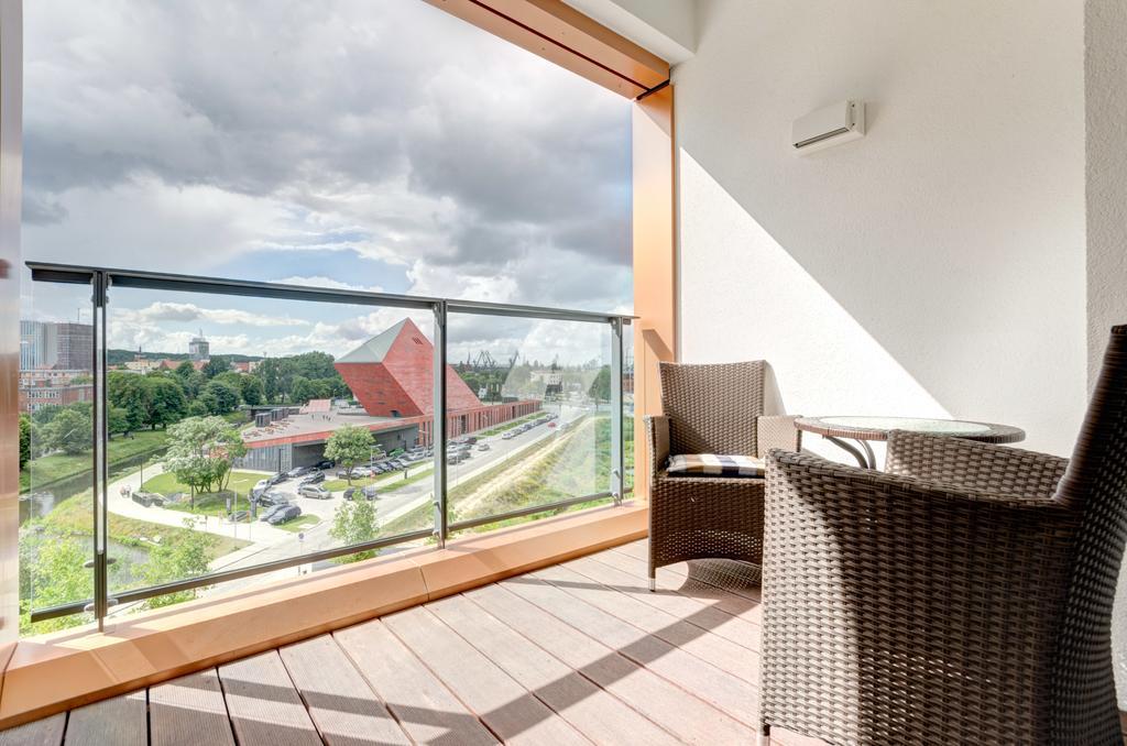 Dom & House - Apartments Brabank Old Town กดัญสก์ ภายนอก รูปภาพ